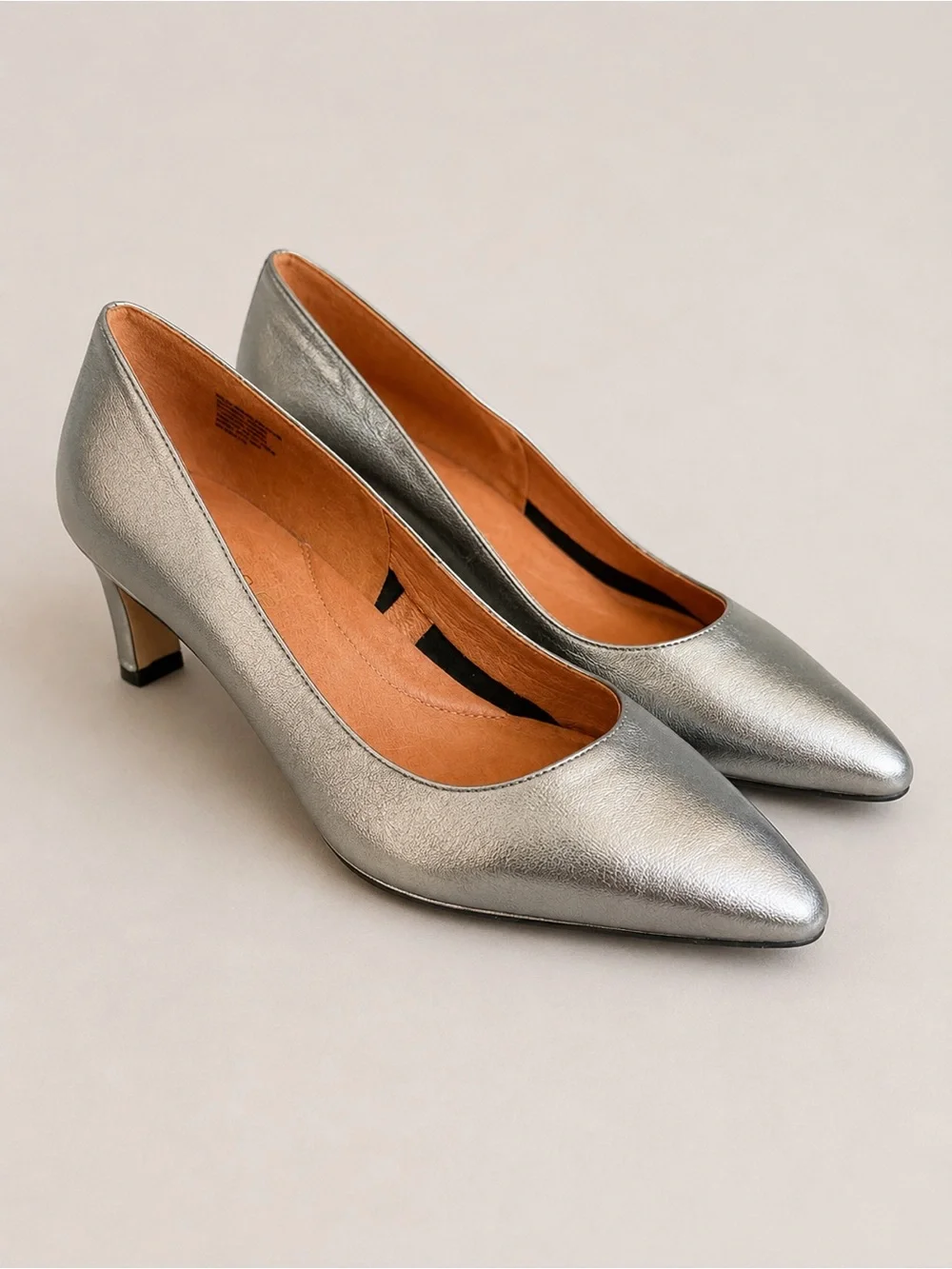 André Assous Metallic Silver Leather Pointed Toe Pumps Size 7